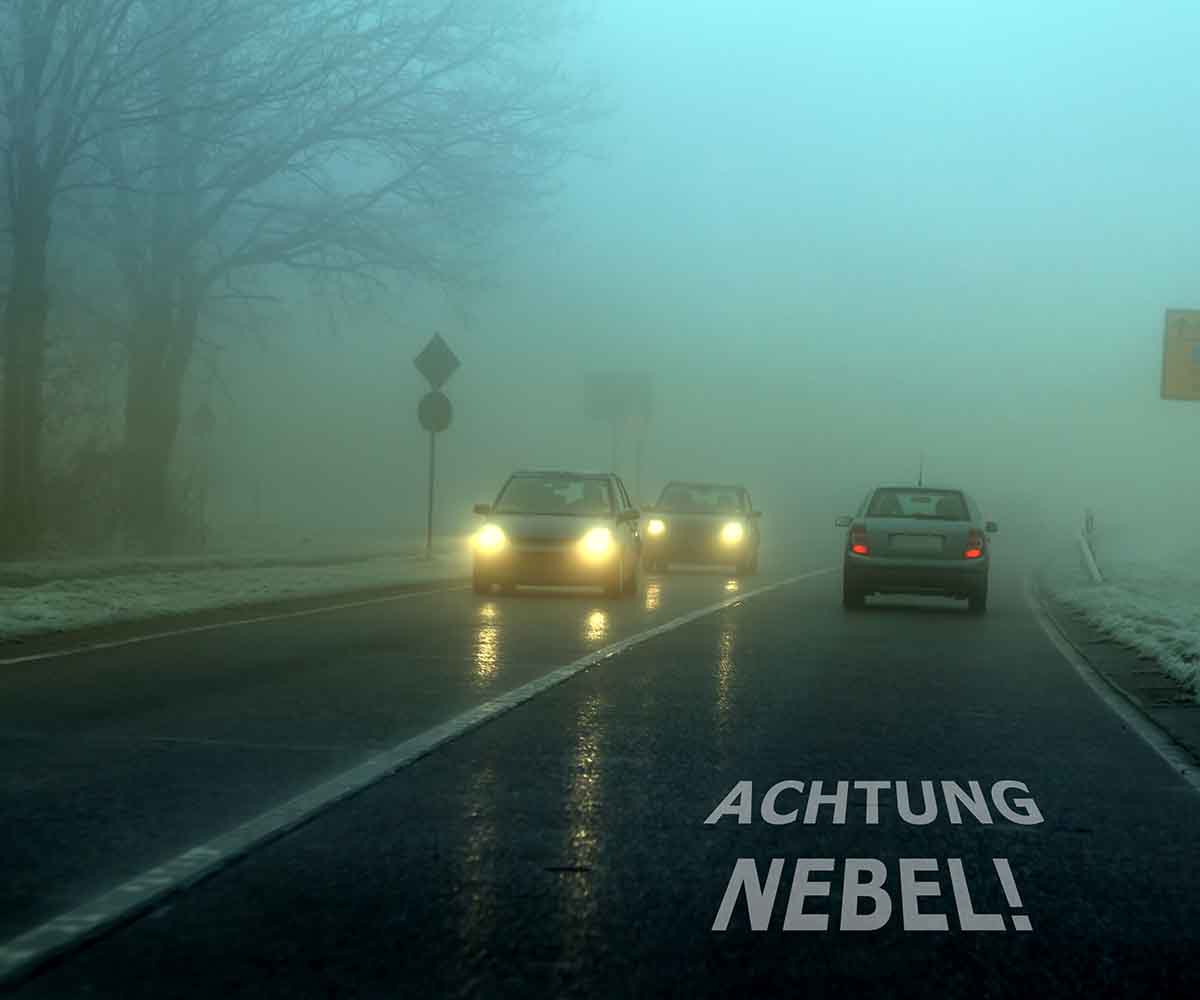 Autofahren bei Nebel - Tipps von Reichstein & Opitz