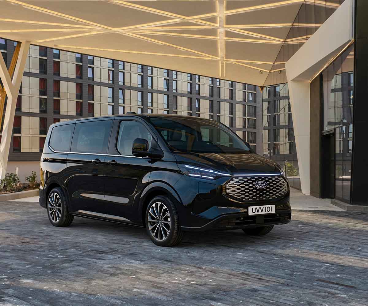 Ford E-Tourneo Custom bei [FIIRMA_SHORT]