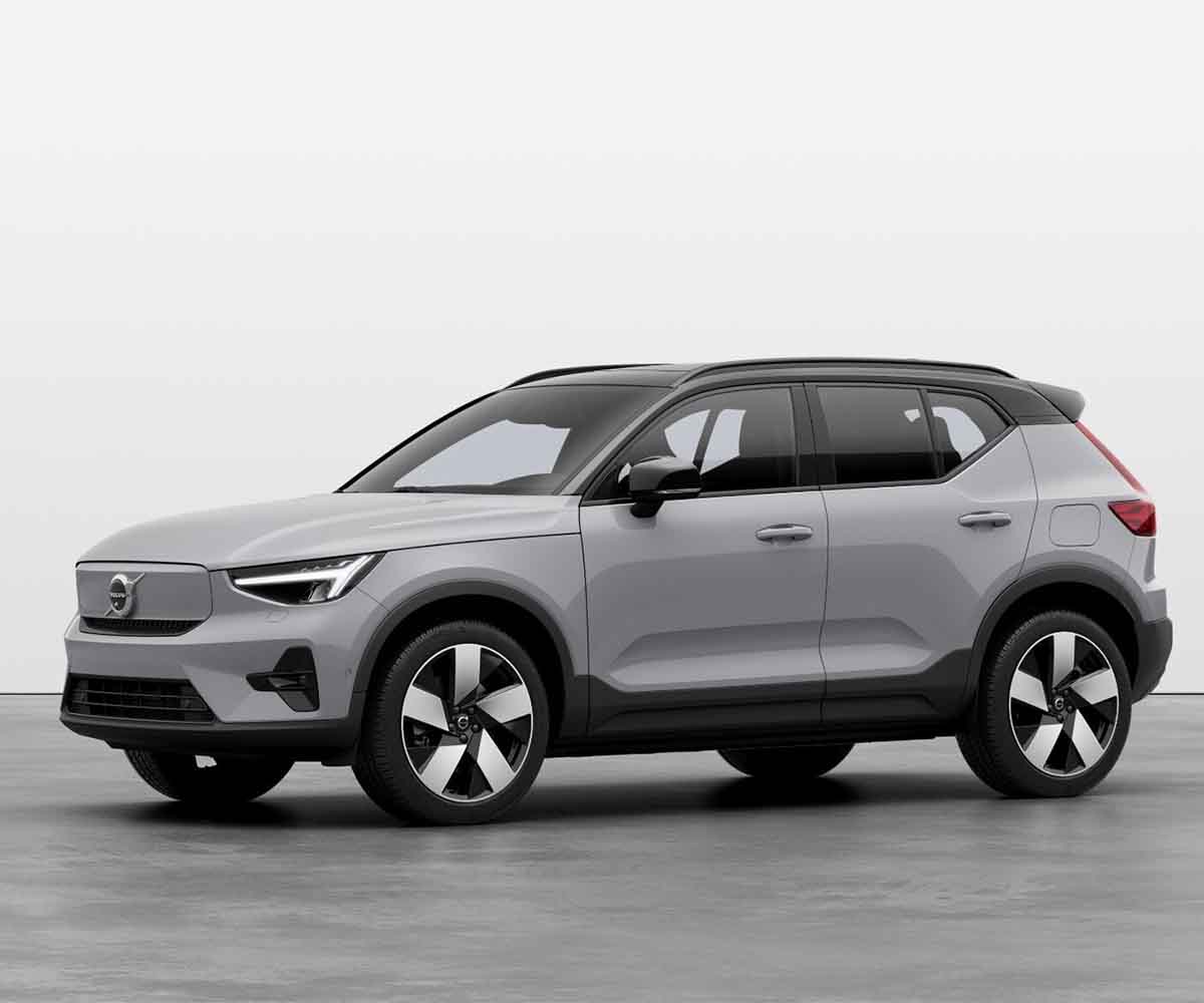 VOLVO XC40 PURE ELECTRIC bei Reichstein & Opitz