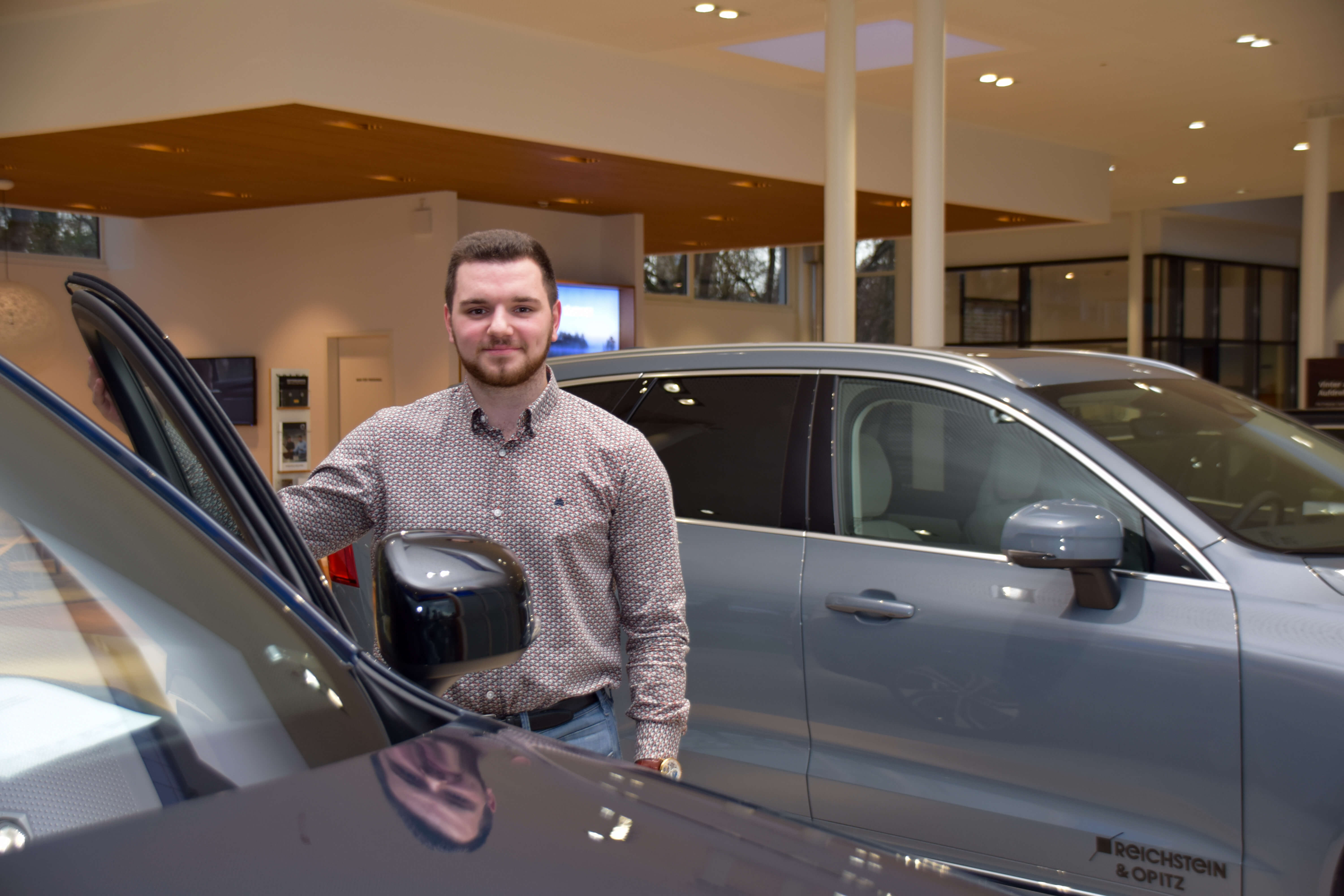 Automobilkaufmann (m/w/d) Automobilkaufmann (m/w/d)